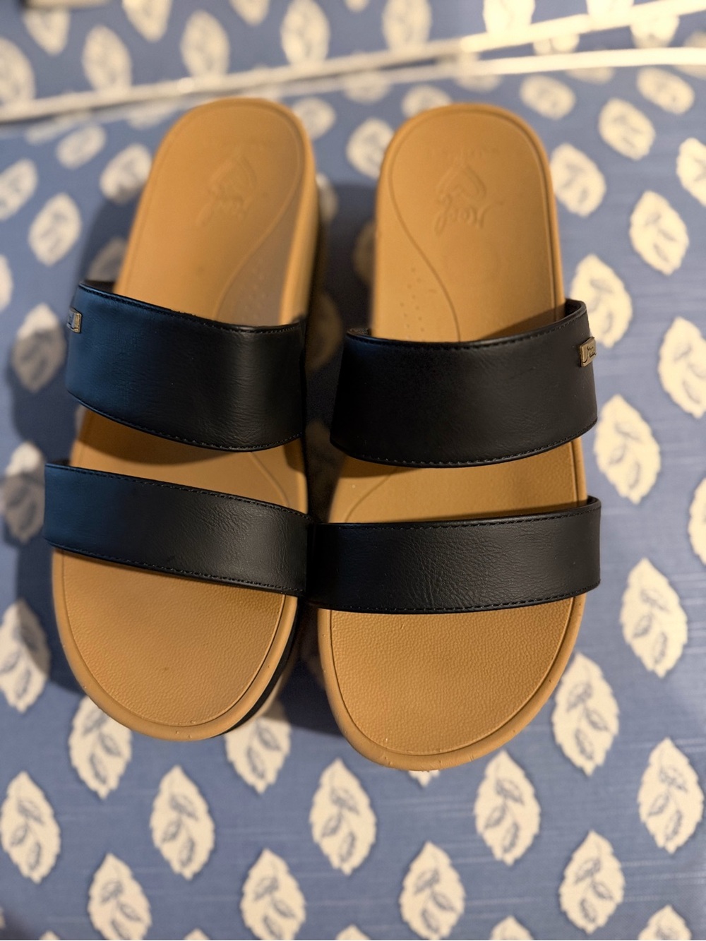 Reef Women's Black and Tan Double-Strap Slide Sandals